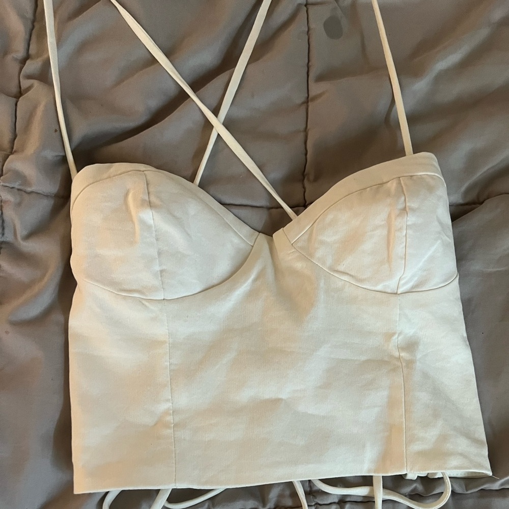 Cute zara top never worn but i took the tags off open to offers